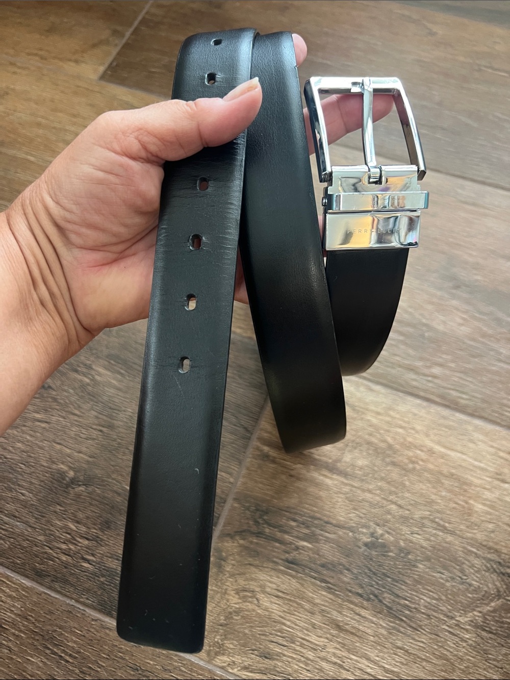 Perry Ellis Black Leather Men's Belt with Silver Buckle